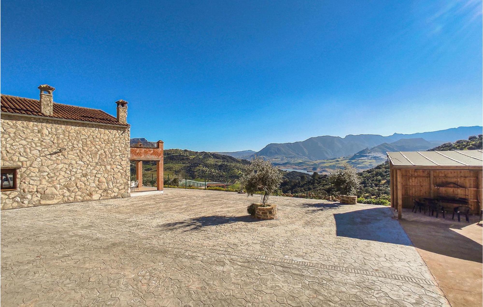 Gorgeous Home In Algodonales With Kitchen Εξωτερικό φωτογραφία