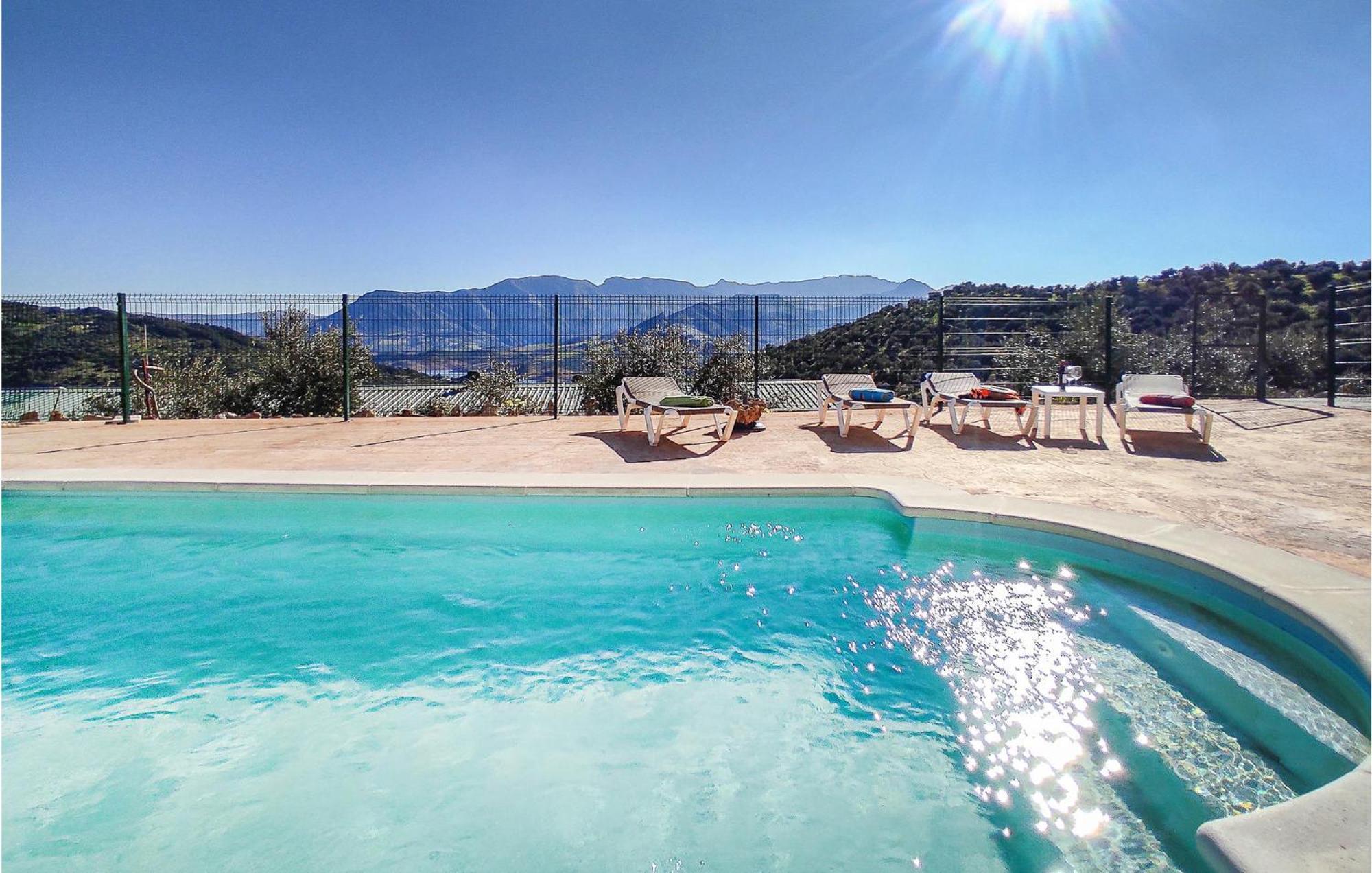 Gorgeous Home In Algodonales With Kitchen Εξωτερικό φωτογραφία
