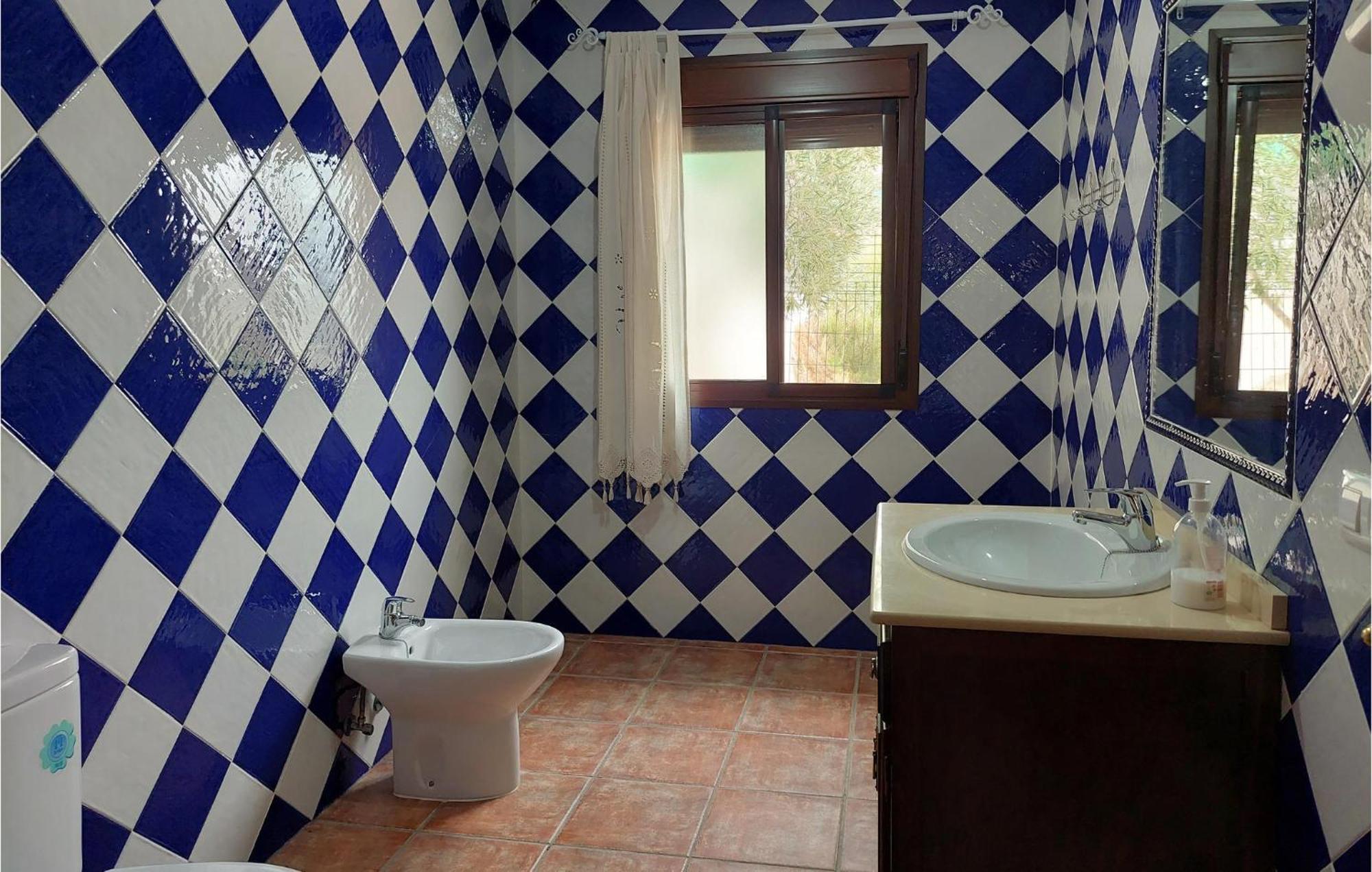 Gorgeous Home In Algodonales With Kitchen Εξωτερικό φωτογραφία